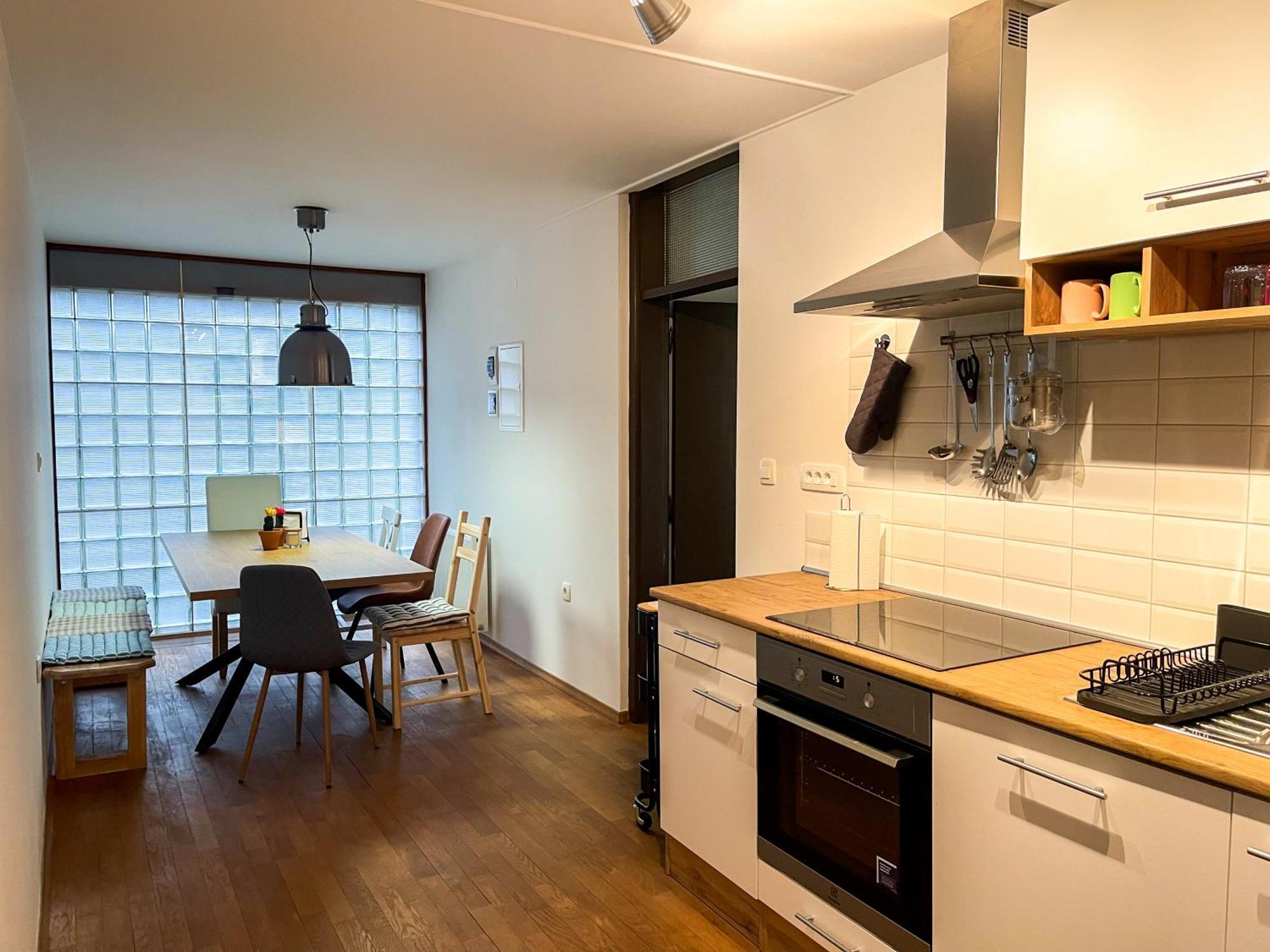 Spacious Cozy Apartment リュブリャナ エクステリア 写真